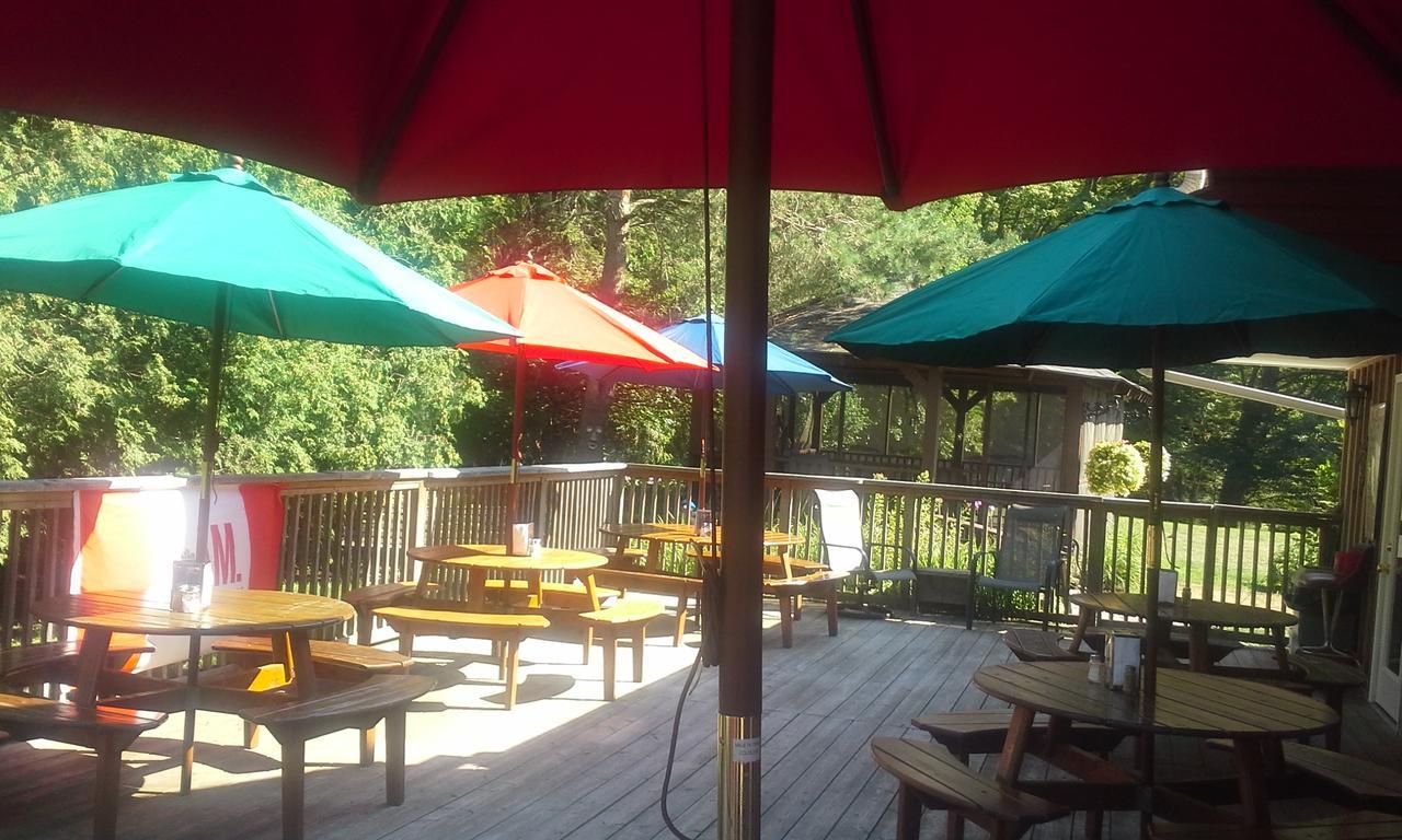 Normandale Century Inn Luaran gambar